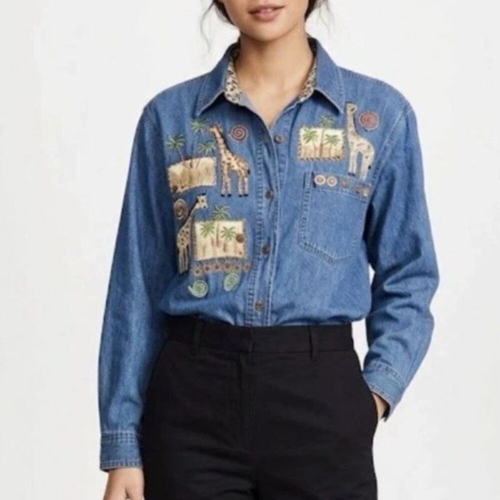 New Direction Blue Denim Safari Giraffe Embroidered VTG Button Up Shirt Size S
